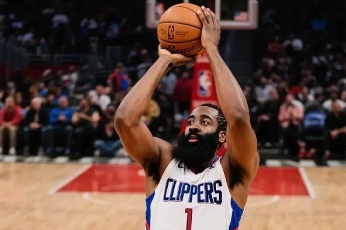 快船为哈登送上两年 7900 万美元合同，志在延续争冠希望